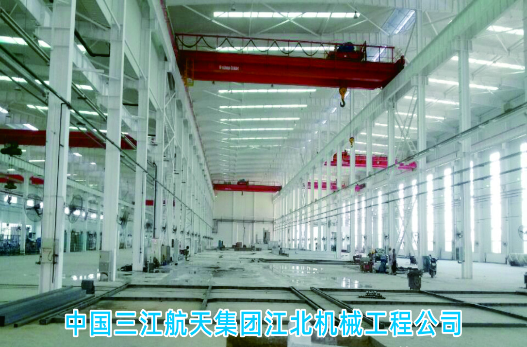 華康環(huán)保為天津生產的10噸鍋爐除塵器安裝現(xiàn)場